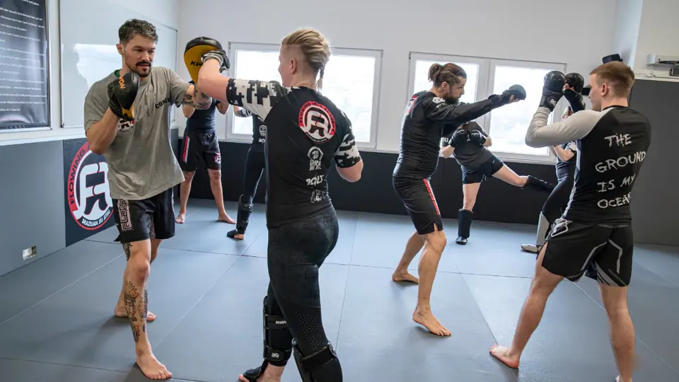 MMA Intermediate